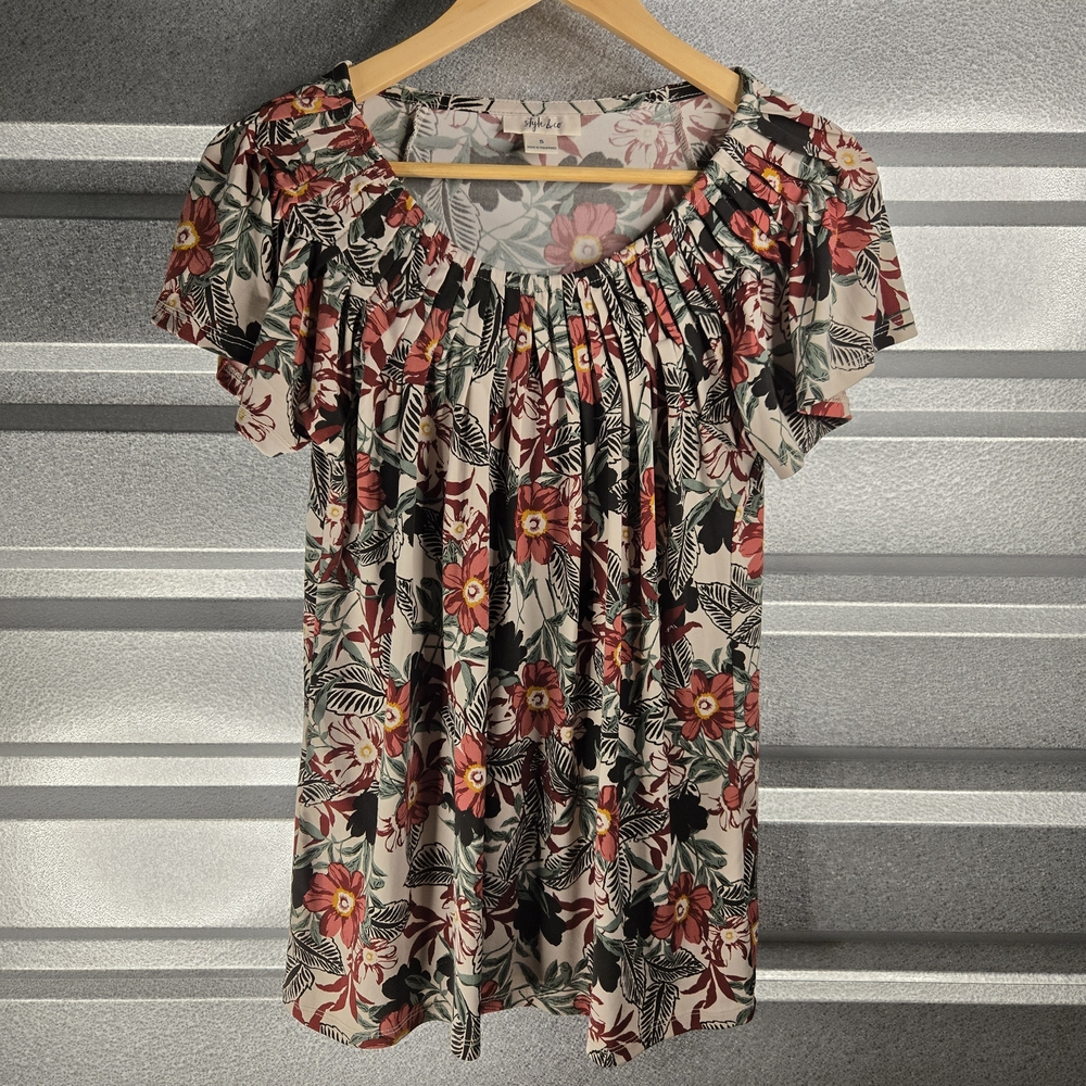Style Bee Floral Top – Multicolor – Size S